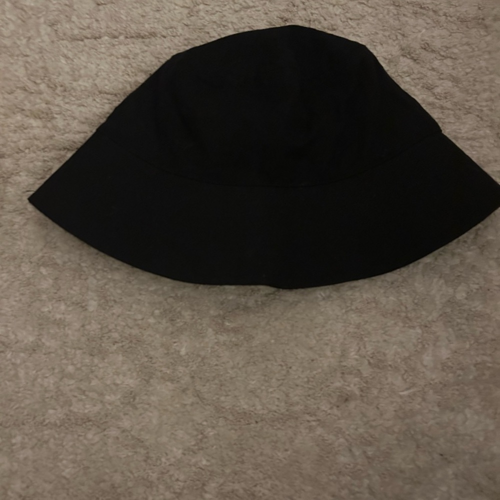 Bucket hat black